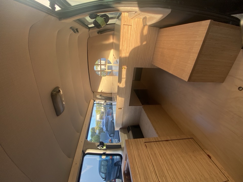 Travis' HiAce — photograph 3